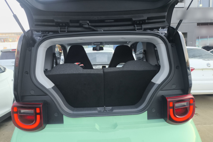 奇瑞 QQ冰淇淋 2022款 170km 圣代 磷酸铁锂局部细节23