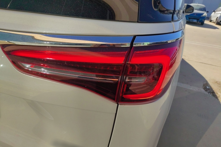 别克GL8 2020款 ES陆尊 653T 豪华型车身外观6006