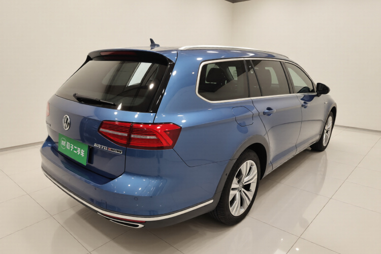 大众 蔚揽 2018款 380TSI 四驱拓行版车身外观7