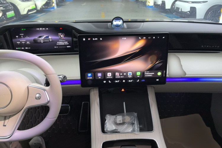 鸿蒙智行 享界S9 2024款 纯电 Ultra 四驱旗舰版中控内饰7002