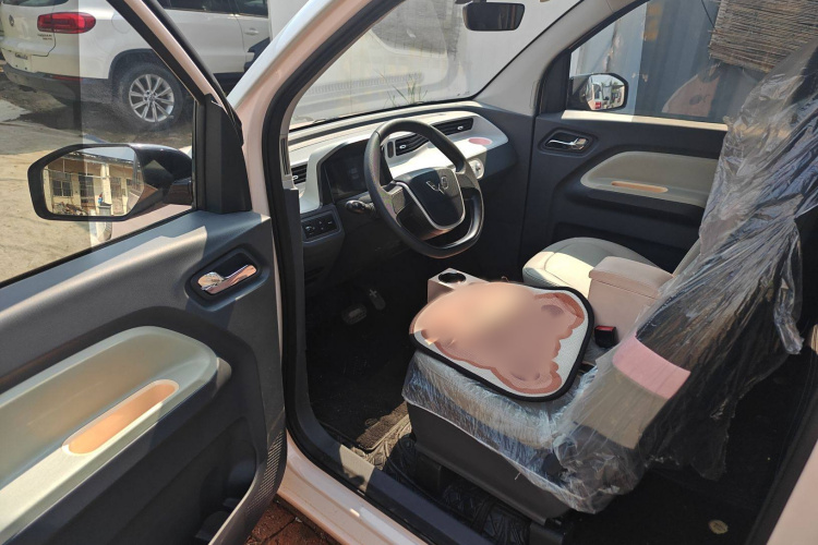 五菱汽车 宏光MINIEV 2022款 马卡龙时尚款 三元锂中控内饰7002