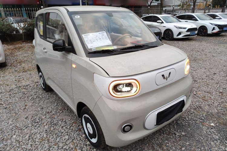 五菱汽车 宏光MINIEV 2024款 第三代 215km 青春版车身外观3