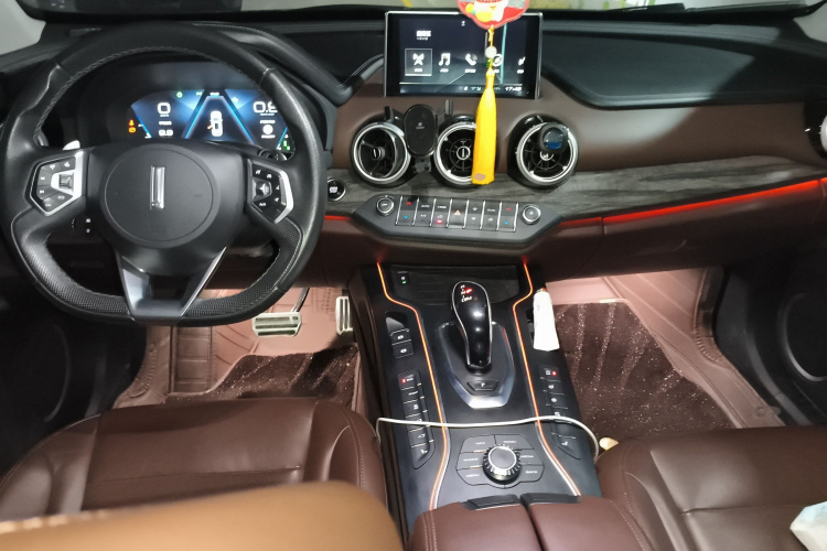魏牌 VV7 2019款 升级款 2.0T 旗舰型 国V中控内饰7002