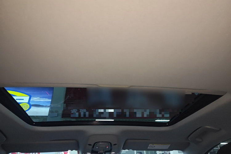 奥迪A4L 2018款 30周年年型 40 TFSI 进取型中控内饰22