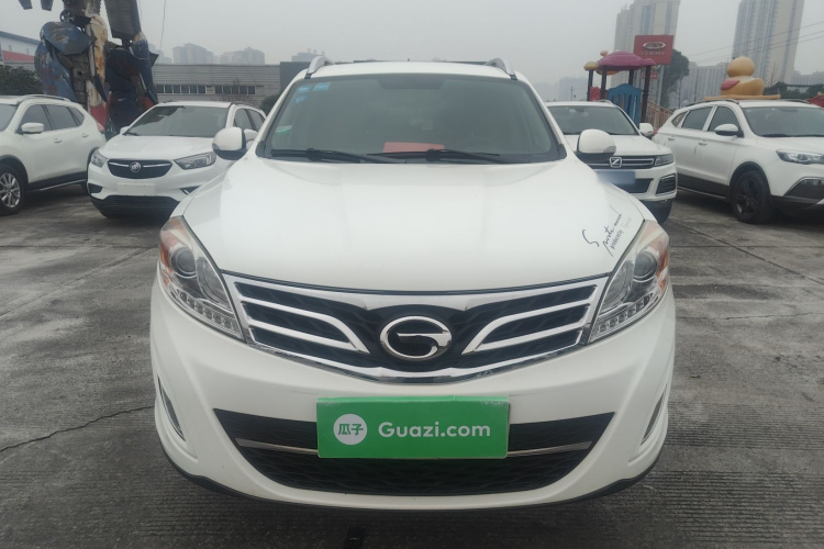 广汽传祺 传祺GS5 2014款 2.0L 自动两驱周年增值版车身外观2