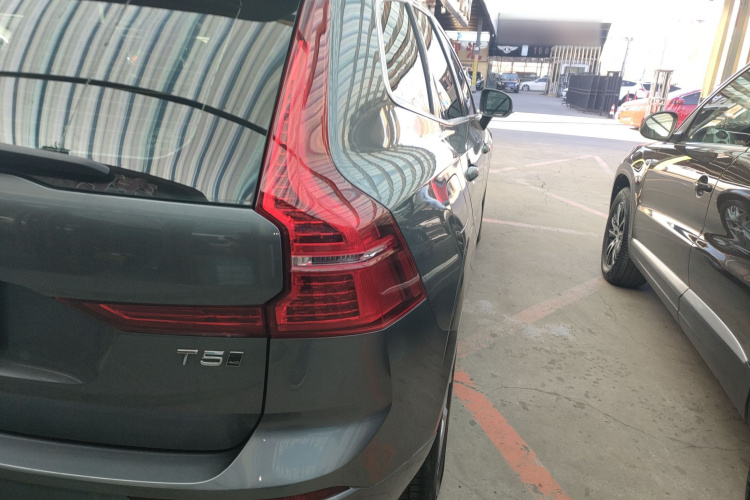 沃尔沃XC60 2018款 T5 四驱智逸版车身外观6006