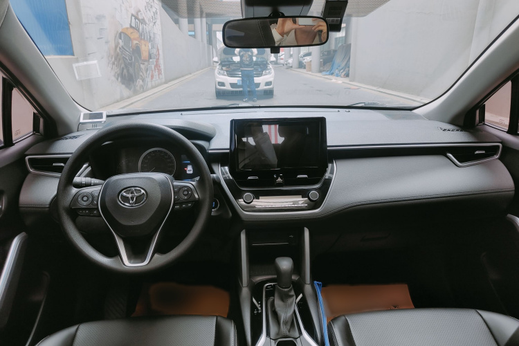 丰田 卡罗拉锐放 2022款 2.0L 豪华版车身外观6006