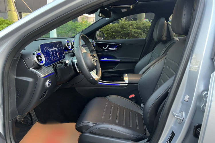 奔驰C级 2022款 改款 C 260 L 运动版中控内饰7006