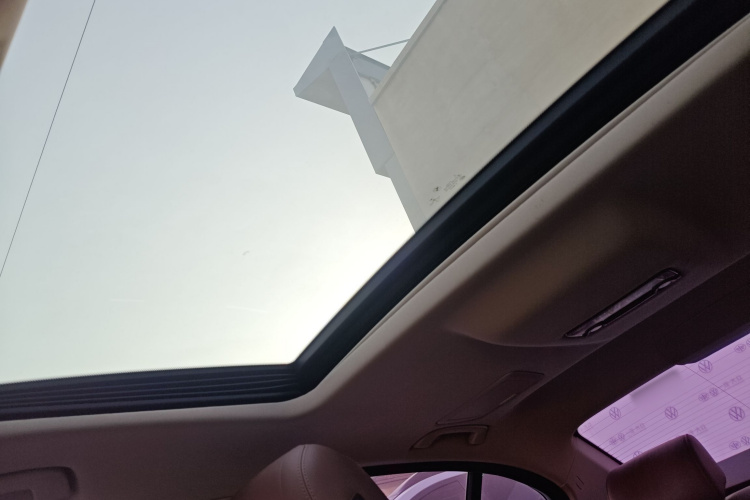 宝马5系 2017款 520Li 典雅型中控内饰22