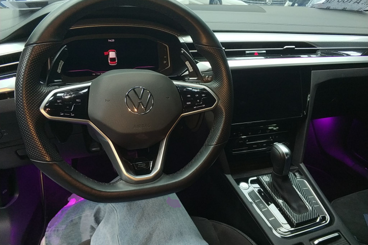 一汽-大众CC 2023款 330TSI 炫目版中控内饰12