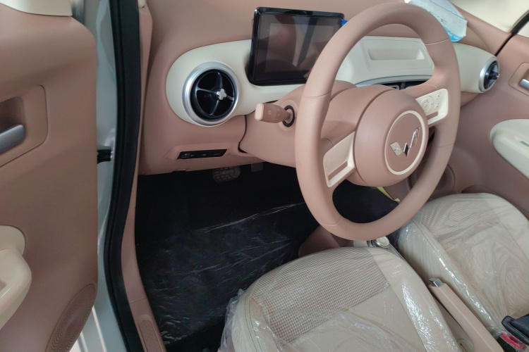 五菱汽车 宏光MINIEV 2025款 四门版 进阶款中控内饰13