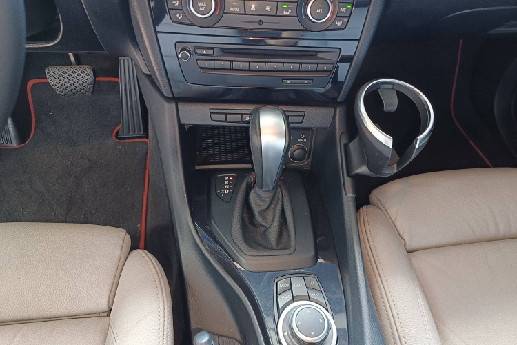 宝马X1 2013款 sDrive18i 运动设计套装局部细节18