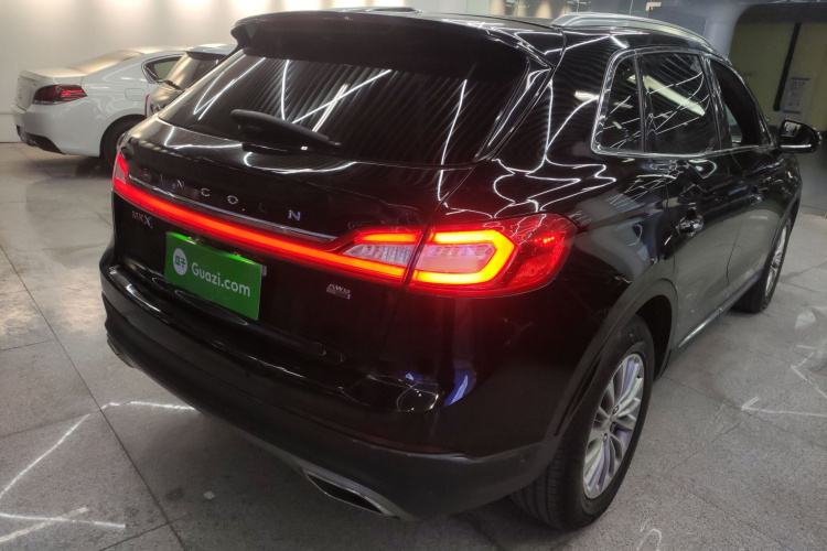 林肯MKX 2015款 2.0T 四驱尊雅版车身外观7