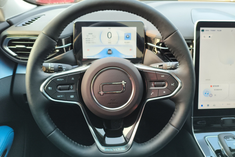 奔腾T90 2023款 1.5T DCT 自动豪华型中控内饰13