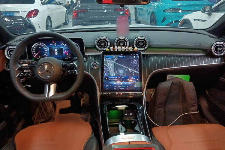 奔驰C级 2024款 C 260 L 运动版中控内饰12