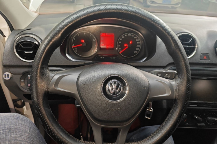 大众 捷达 2017款 1.4L 手动时尚型局部细节13