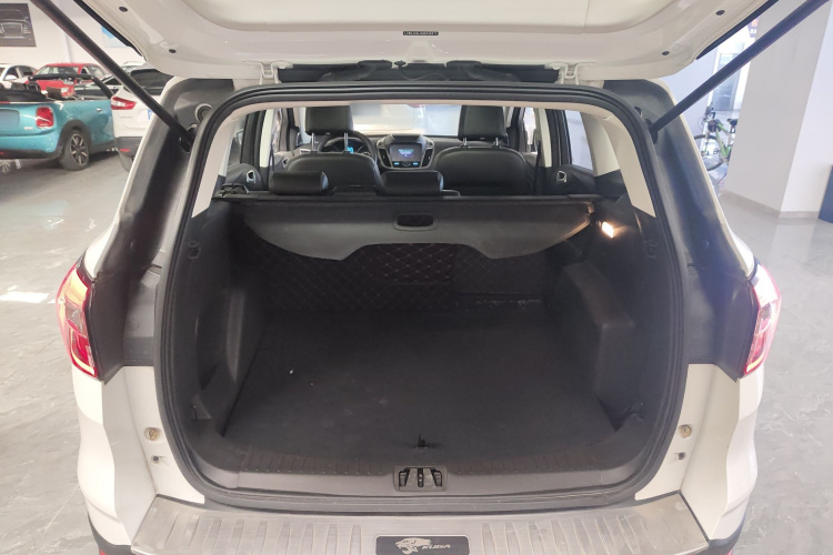 福特 翼虎 2018款 EcoBoost 180 两驱铂翼型机舱底盘23