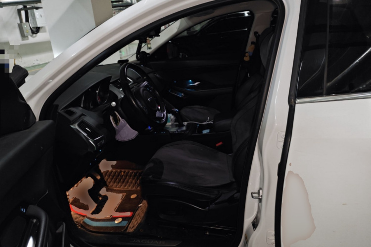 捷豹E-PACE 2018款 P200 S 国VI中控内饰19