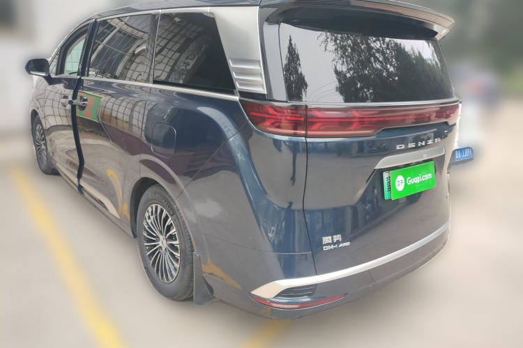 腾势D9 2022款 DM-i 970 四驱旗舰型车身外观6003