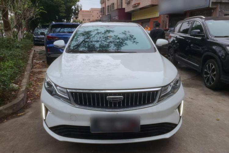 吉利汽车 帝豪GL 2021款 UP 1.4T CVT领尚型车身外观2