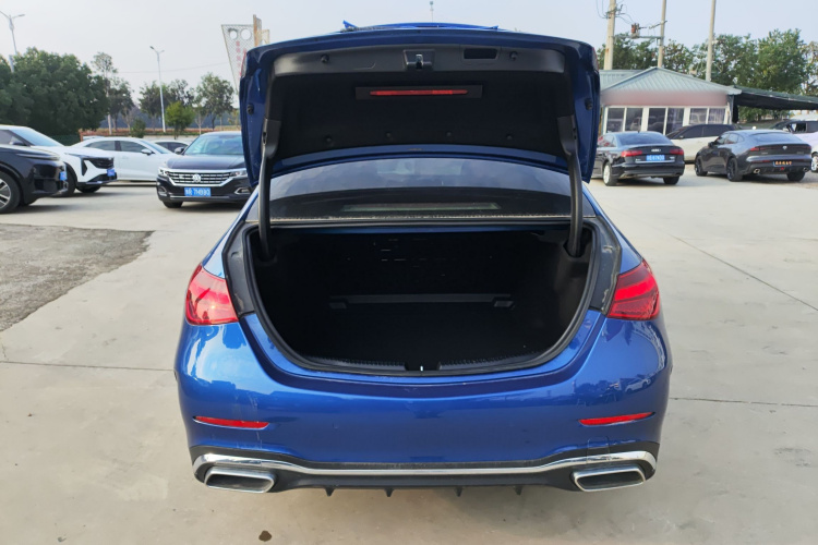 奔驰C级 2022款 C 200 L 运动版机舱底盘23