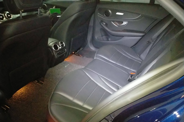 奔驰C级 2020款 C 200 L 时尚型运动版中控内饰21