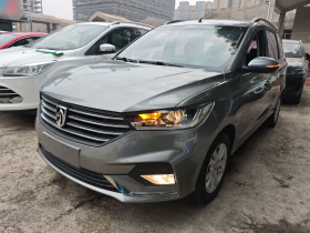 宝骏360 2019款 1.5L 手动精英型 国VI