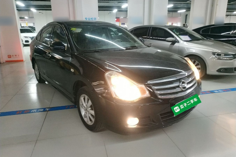 日产 轩逸 2012款 经典 1.6XE 手动舒适版车身外观3