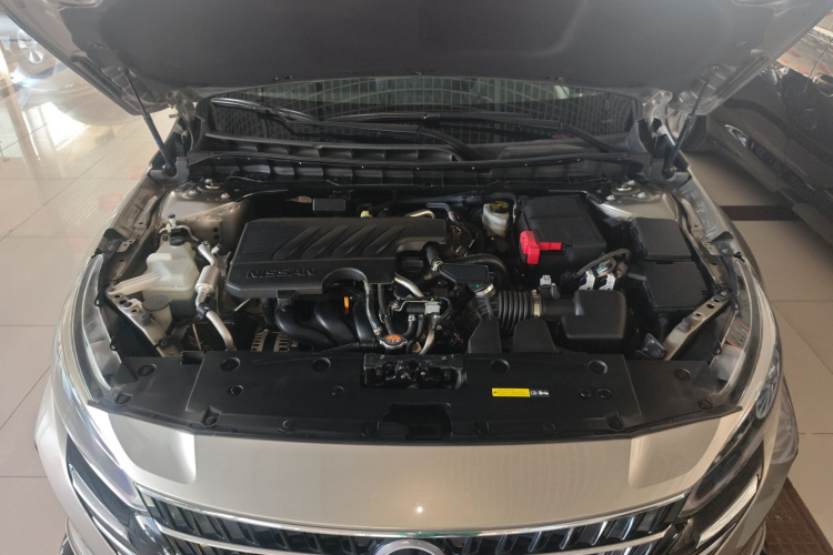 日产 天籁 2022款 2.0L XL-Upr 优享版机舱底盘24