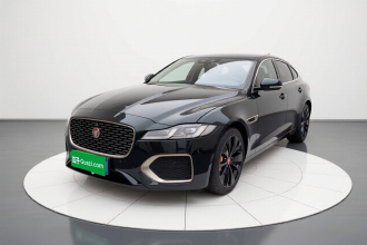 捷豹XFL 2024款 2.0T P250 两驱尊享豪华版