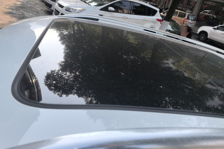 大众 T-ROC探歌 2024款 300TSI DSG两驱辰光版局部细节57