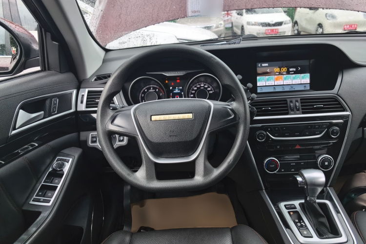 猎豹汽车 猎豹CS10 2017款 1.5T CVT精英型中控内饰13