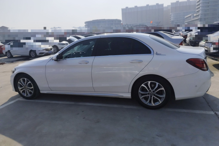 奔驰C级 2018款 C 180 L 时尚型运动版车身外观6003