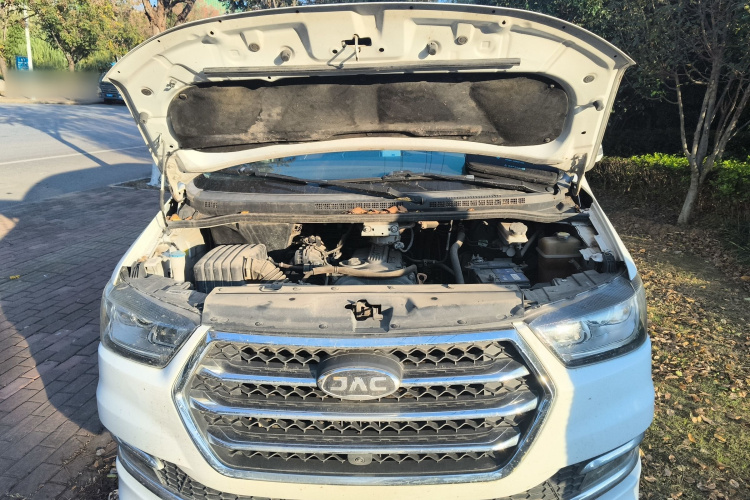 江淮瑞风 瑞风M4 2016款 2.0L 手动豪华智能型局部细节24