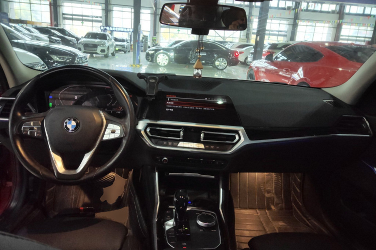 宝马3系 2020款 325Li 首发版中控内饰12