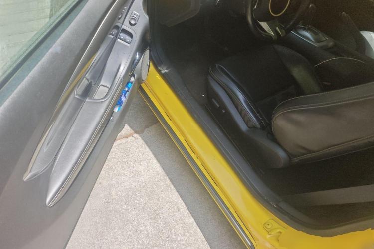 雪佛兰 科迈罗 2011款 3.6L 传奇性能版中控内饰7003