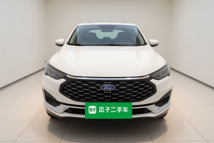 福特 福睿斯 2021款 1.5L 自动钻石版车身外观2