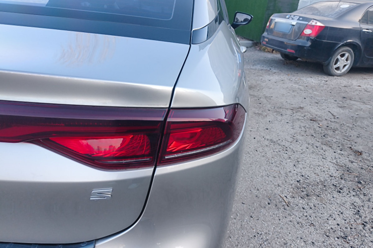 埃安 AION S 2023款 魅 580 磷酸铁锂车身外观6006