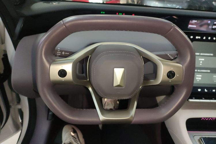 阿维塔12 2025款 Ultra增程版中控内饰13