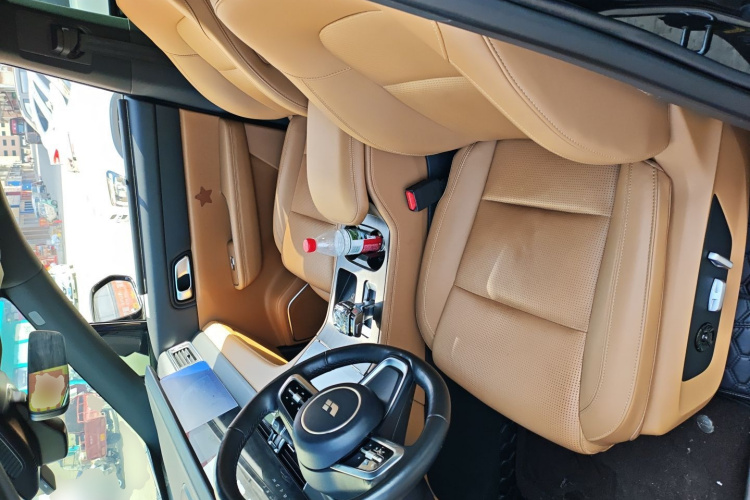 理想汽车 理想ONE 2021款 增程6座版局部细节19