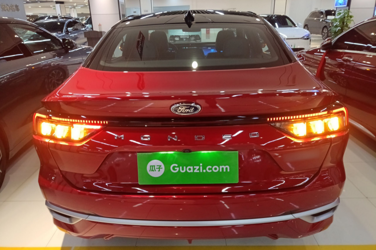 福特 蒙迪欧 2025款 2.0T EcoBoost 至尊型车身外观6004