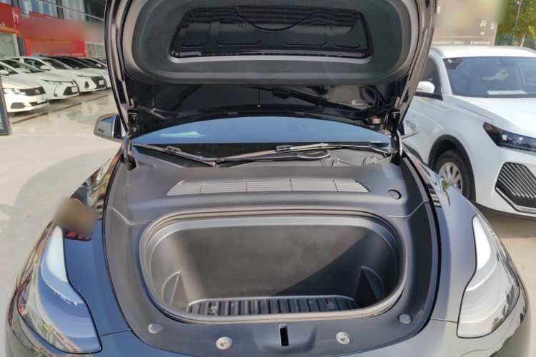 特斯拉 Model Y 2021款 标准续航后驱版机舱底盘24