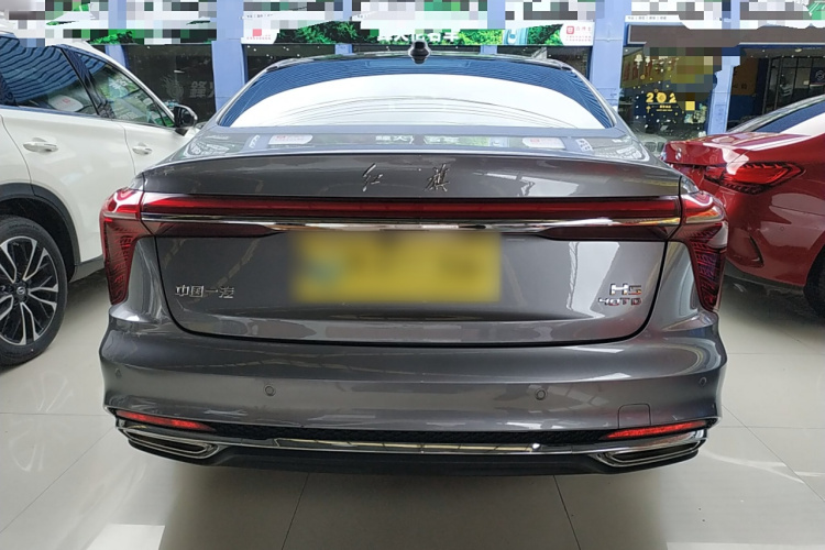 红旗H5 2024款 2.0T 自动智联旗畅版车身外观6