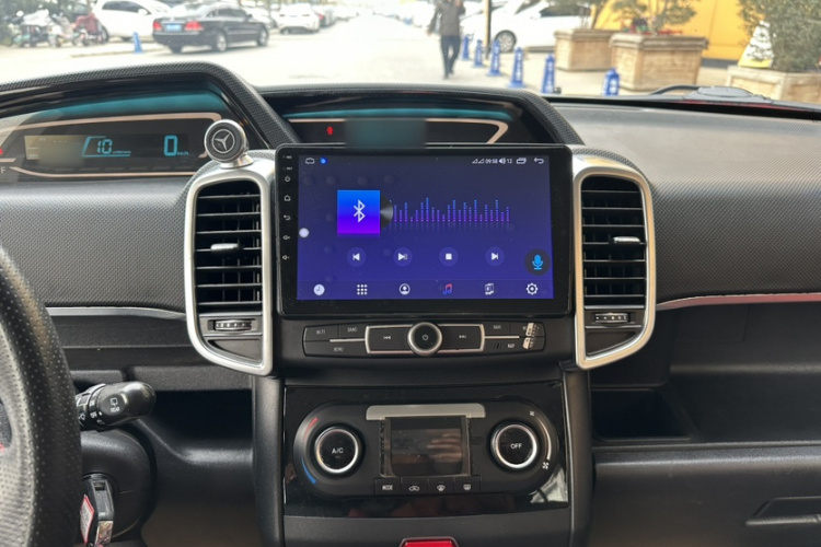 长城M2 2014款 1.5L 手动都市版局部细节16