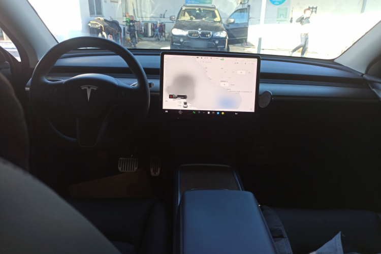 特斯拉 Model Y 2022款 后轮驱动版中控内饰7002