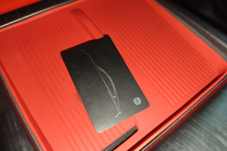 小米汽车 小米SU7 2024款 后驱超长续航高阶智驾Pro版中控内饰7001