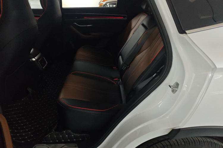 比亚迪 宋PLUS 2020款 1.5T 自动旗舰PLUS中控内饰7004