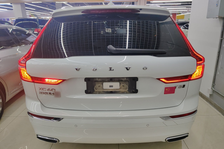 沃尔沃XC60 2021款 T5 四驱智远豪华版车身外观6