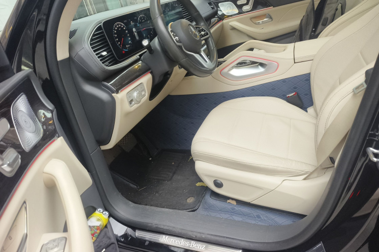 奔驰GLE 2020款 改款 GLE 350 4MATIC 时尚型局部细节19