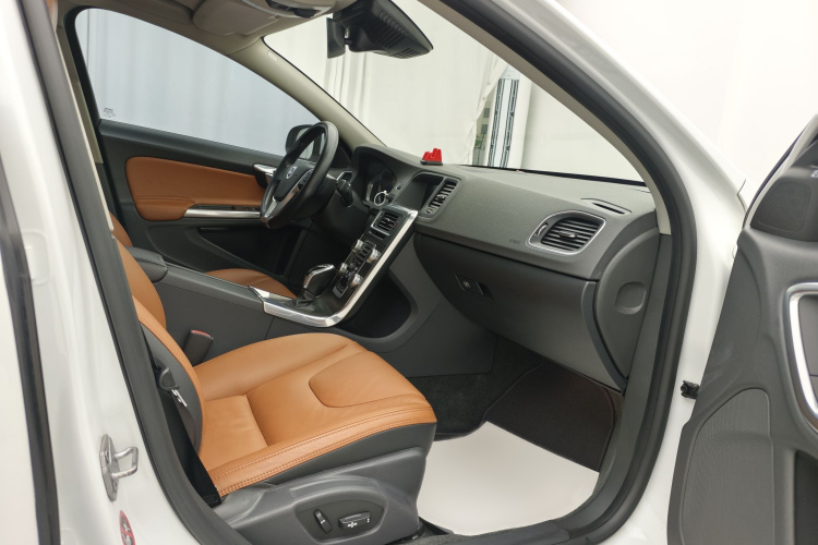 沃尔沃S60 2014款 S60L T5 智驭版局部细节41